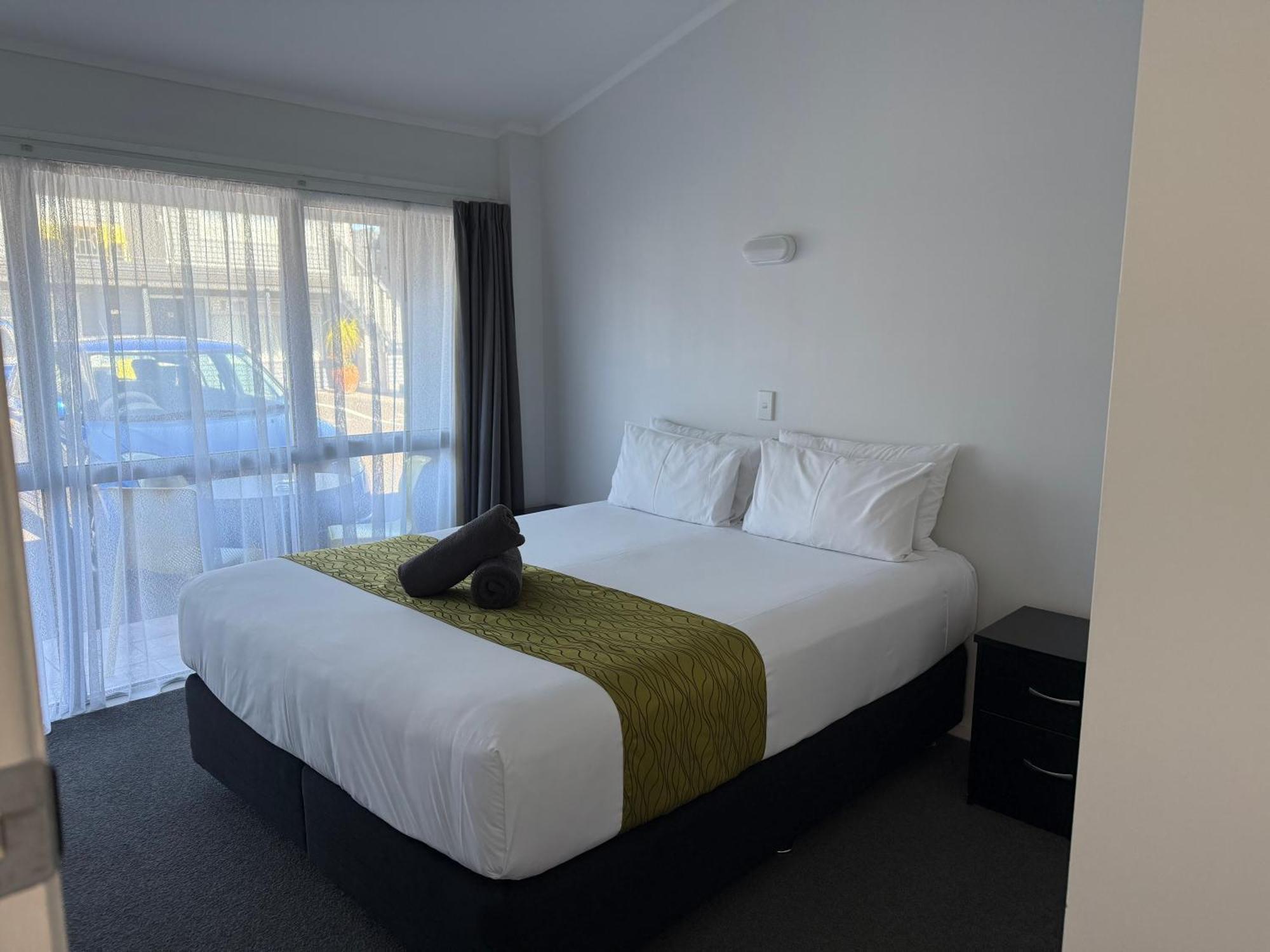 Ambassador Motor Inn Тауранга Экстерьер фото